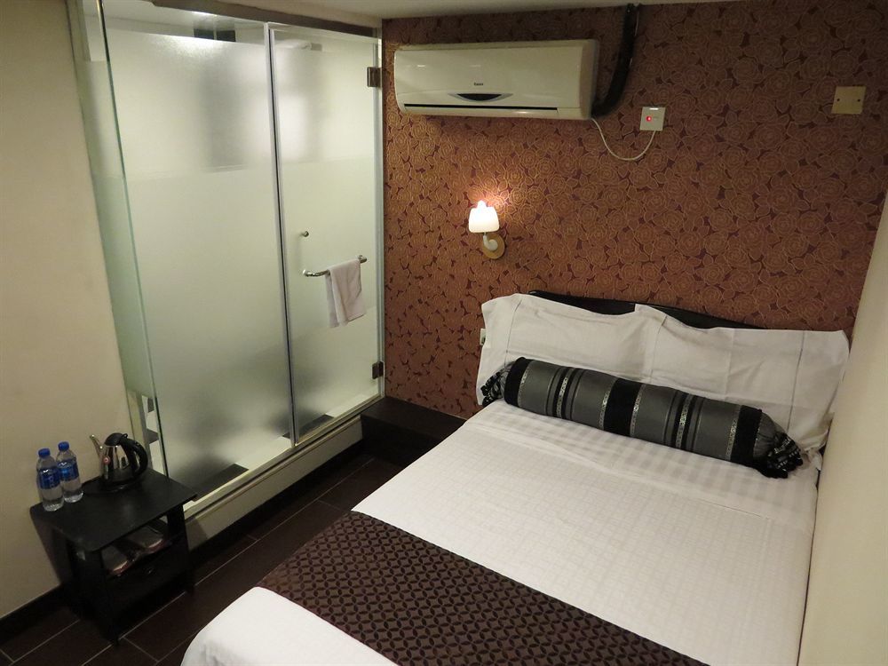 California Hotel Hongkong Buitenkant foto